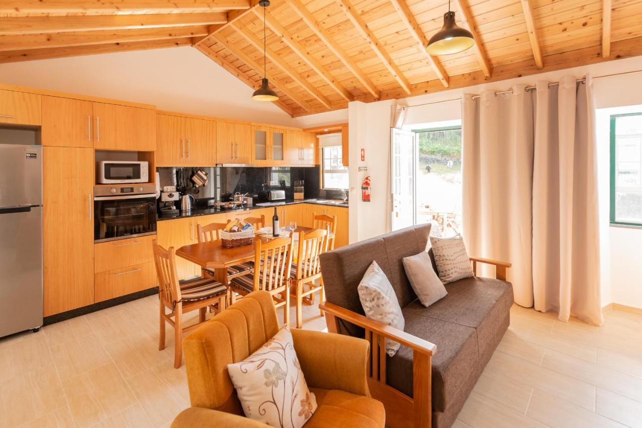 Calheta de Nesquim Casa Da Figueirinhaヴィラ エクステリア 写真